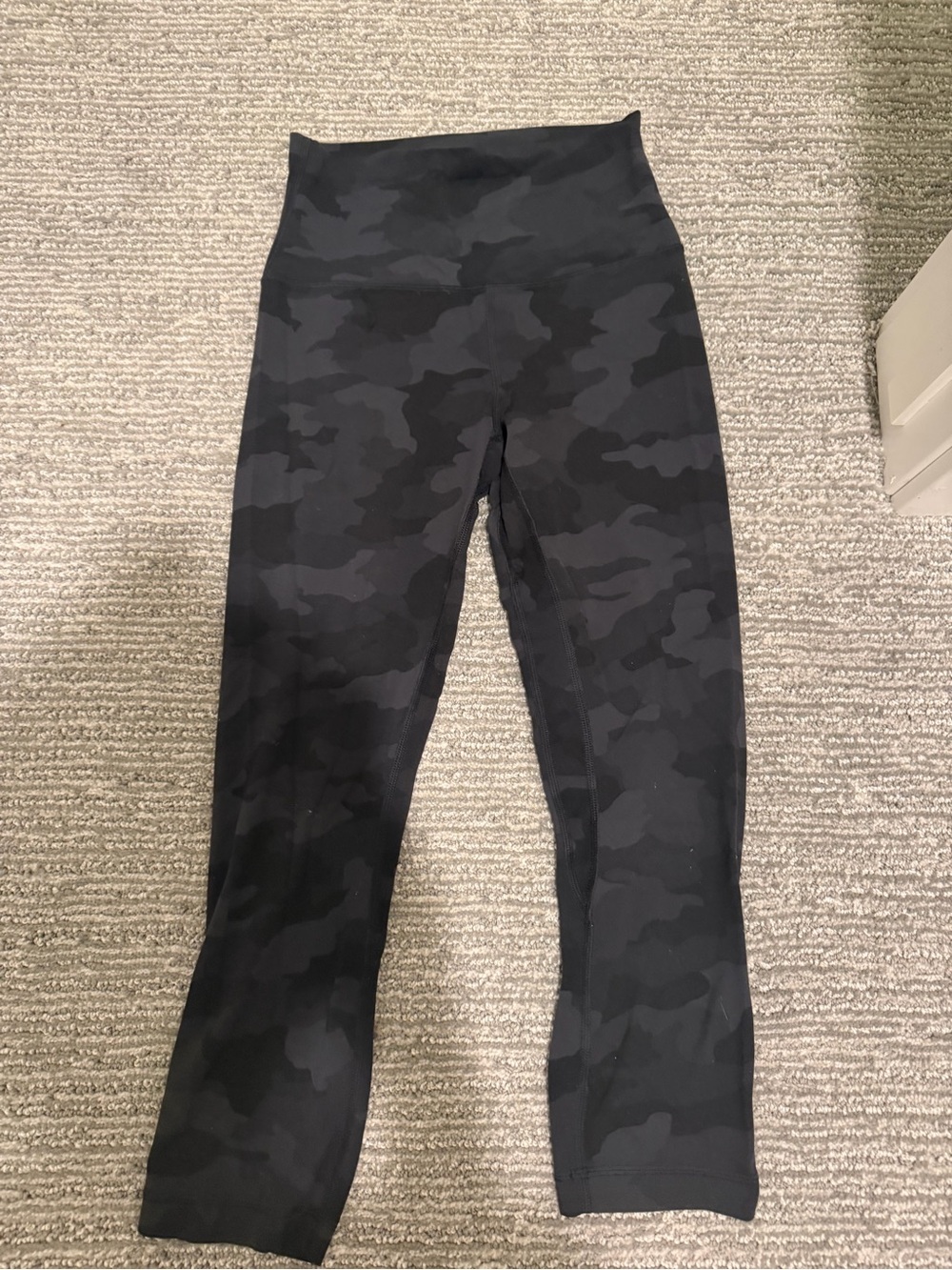 Lululemon align crop leggings